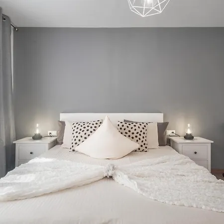 4 Omanai Tenerife Sur