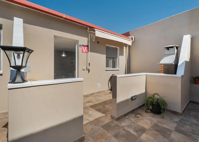 4 Omanai Tenerife Sur *